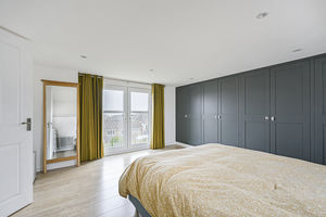 Photo 2- click for photo gallery